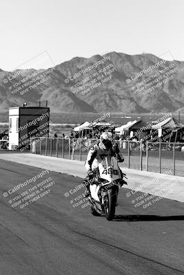 media/Feb-13-2022-SoCal Trackdays (Sun) [[c9210d39ca]]/Around the Pits/